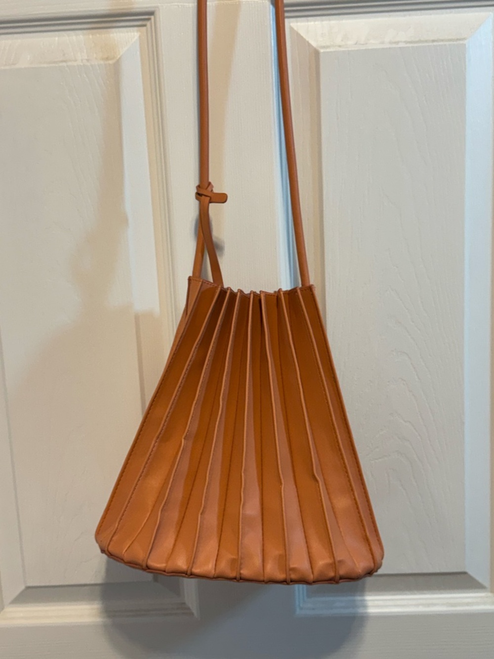 Cognac Pleated Accordion Shoulder Bag Architectural Tote with pouch